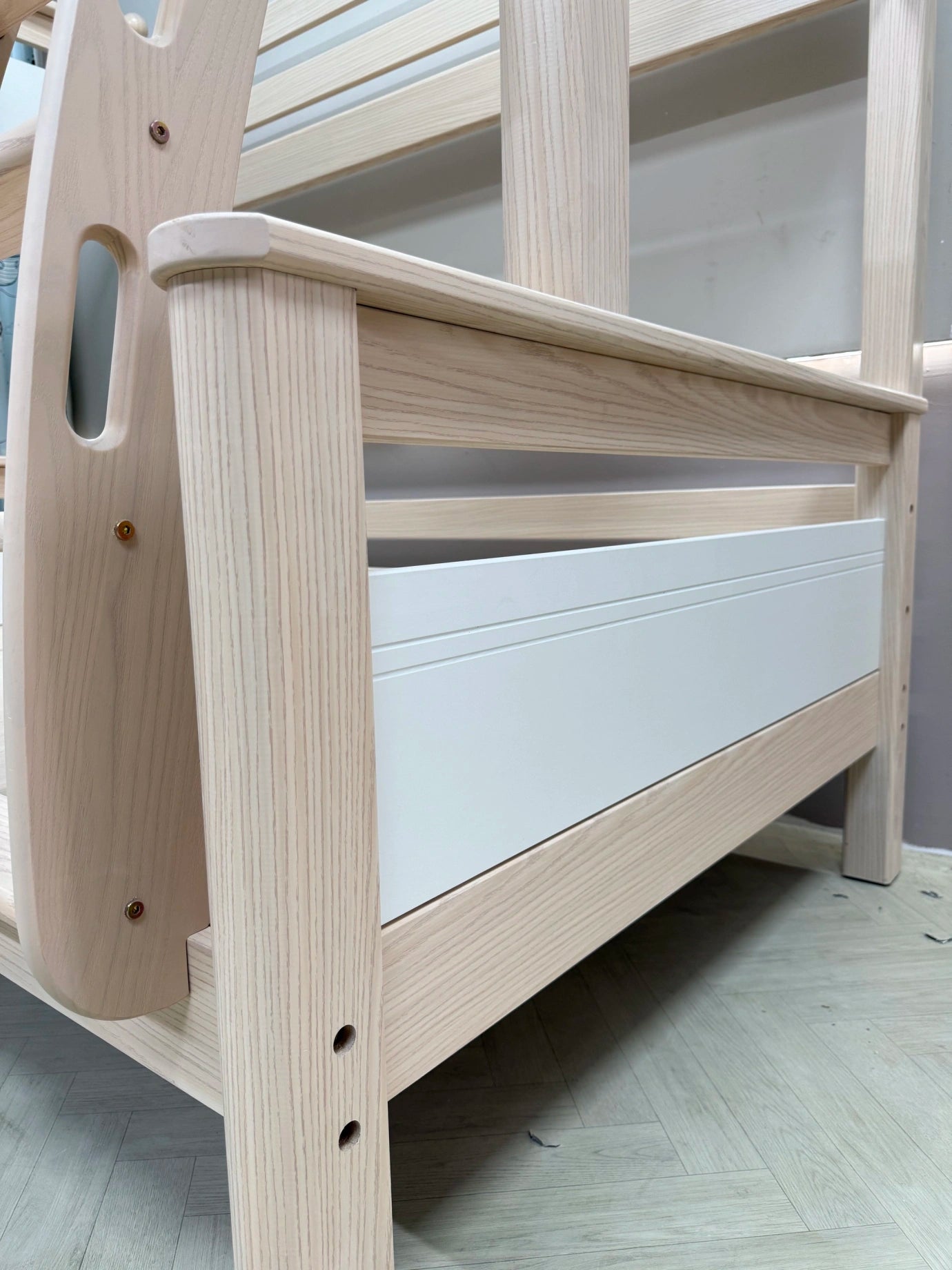 Model 8115 product detail 1