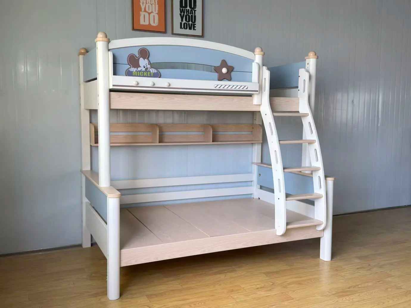Model 6335 bunk bed with bookshelf