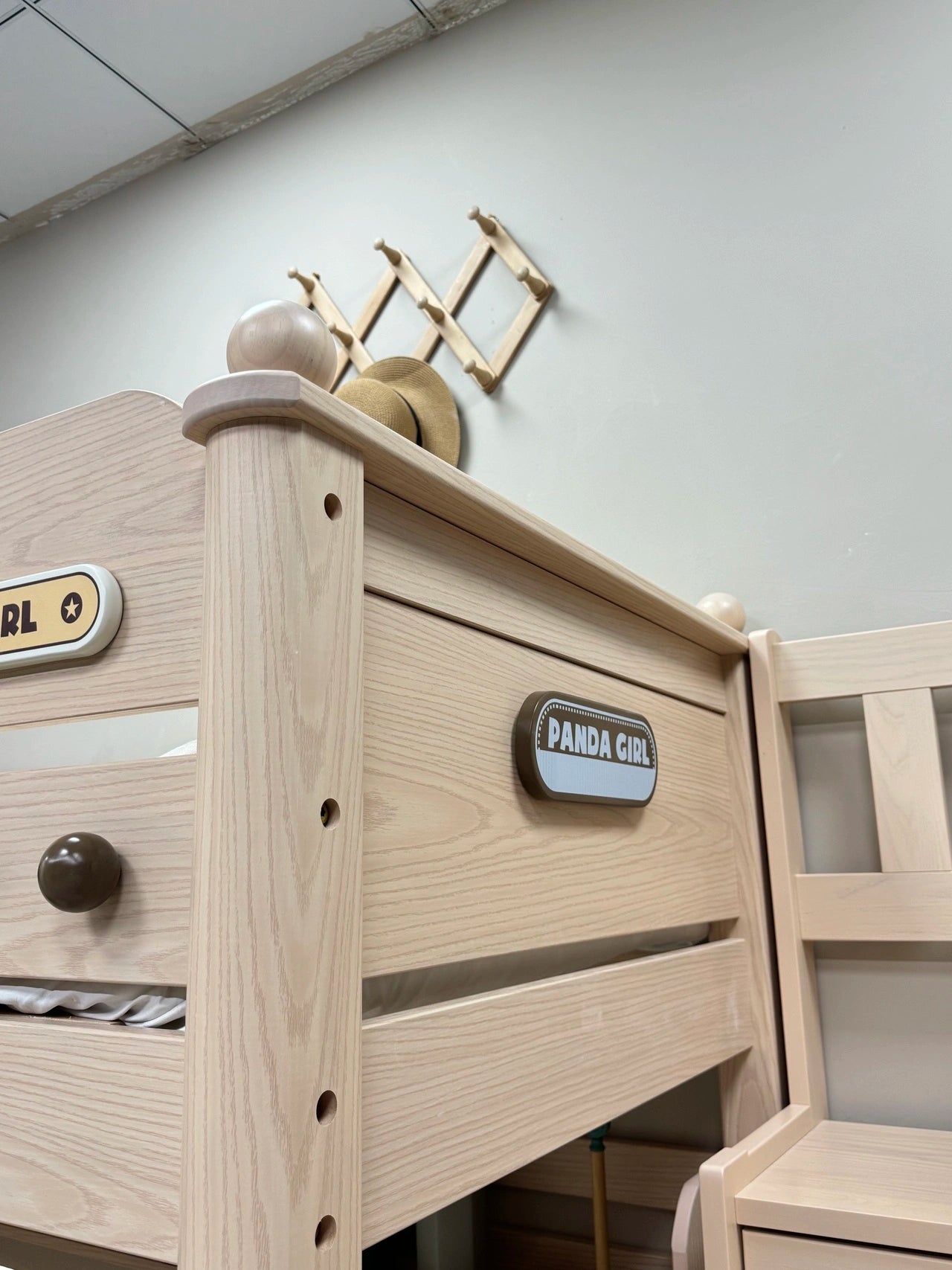 Model 8106 product detail 3