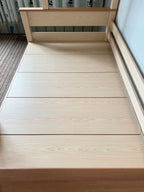 Model 8122 solid wood platform detail